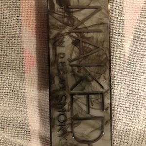 urban decay Smoky palette